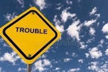 ...><(((‘>  * Trouble *  <’)))><...