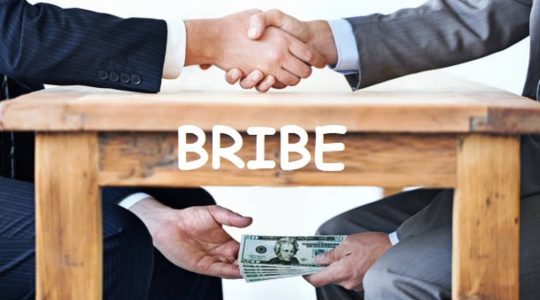  ...><(((‘>  *Bribe*  <’)))><...